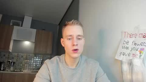 Snapshot of successful_kevin chatting on November 1, 12:07 pm Kevin online show from November 1, 12:07 pm