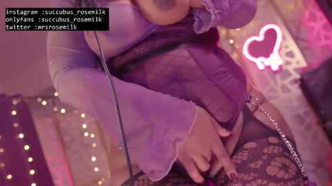 Snapshot of succubus_rosemilk chatting on February 25, 2:47 am Succubus RoseMilk online show from February 25, 2:47 am
