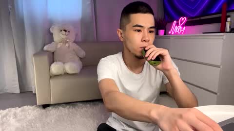 Emmy online show from March 12, 9:12 am