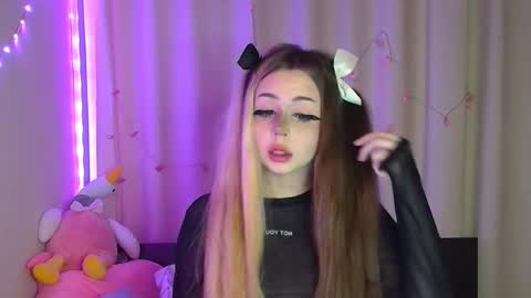 Sue online show from March 9, 2:29 am