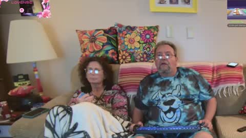 Snapshot of suenixon chatting on September 19, 11:49 pm suenixon online show from September 19, 11:49 pm