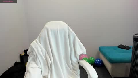 Ariana online show from October 18, 1:08 am