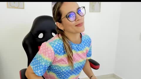 sugar_milff online show from January 25, 5:40 pm