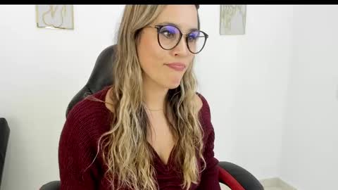 sugar_milff online show from January 28, 5:24 pm