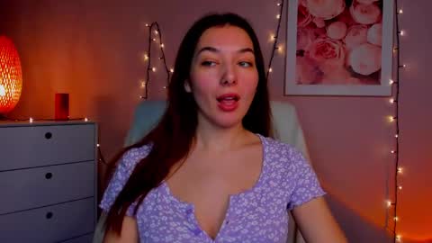 Snapshot of sugar_xmegan chatting on February 8, 11:22 am Megan online show from February 8, 11:22 am