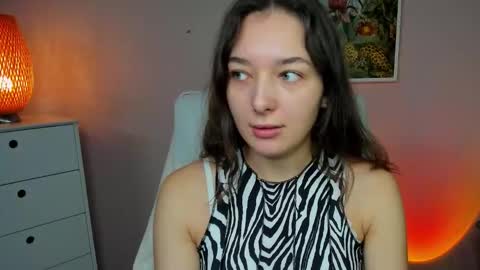Snapshot of sugar_xmegan chatting on September 9, 6:24 am Megan online show from September 9, 6:24 am