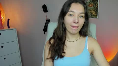 Snapshot of sugar_xmegan chatting on September 17, 5:53 am Megan online show from September 17, 5:53 am