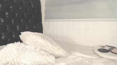 Jess online show from December 22, 9:11 am