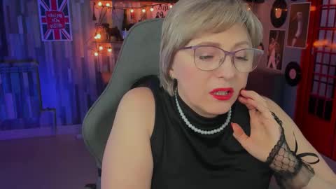 Vivien online show from February 13, 7:21 pm