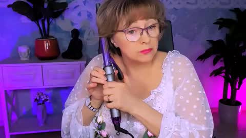 Vivien online show from November 29, 1:36 pm