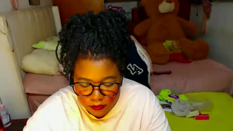 Snapshot of suggarbaby1 chatting on December 8, 11:19 pm Cami Back in 2 hours online show from December 8, 11:19 pm