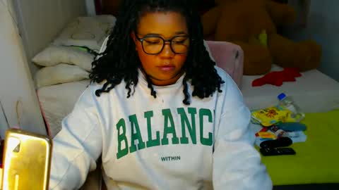 Snapshot of suggarbaby1 chatting on December 26, 5:37 am Cami Back in 2 hours online show from December 26, 5:37 am