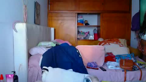 Snapshot of suggarbaby1 chatting on January 19, 10:17 pm Cami Back in 2 hours online show from January 19, 10:17 pm