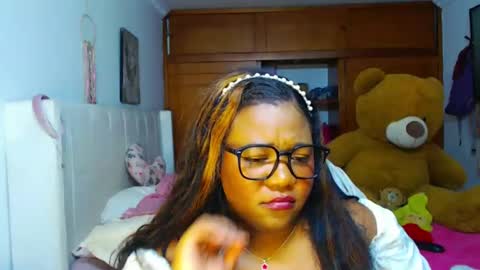 Snapshot of suggarbaby1 chatting on February 23, 9:11 am Cami Back in 2 hours online show from February 23, 9:11 am