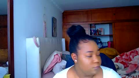 Snapshot of suggarbaby1 chatting on November 16, 9:20 pm Cami Back in 2 hours online show from November 16, 9:20 pm