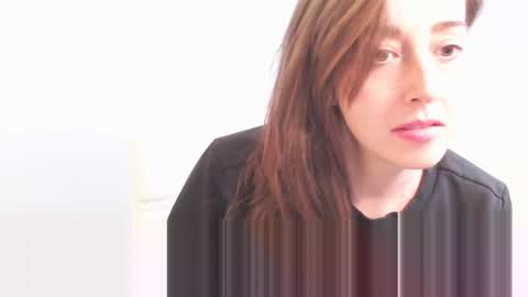 Mia online show from January 14, 6:49 pm