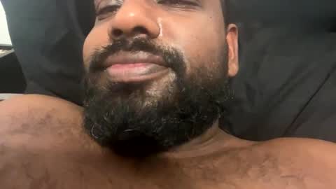 Snapshot of suggnight chatting on November 23, 3:34 pm Let me be your knight that saves you online show from November 23, 3:34 pm