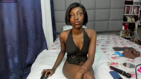 Snapshot of suhaila_suu chatting on November 2, 12:35 am suhaila_suu online show from November 2, 12:35 am