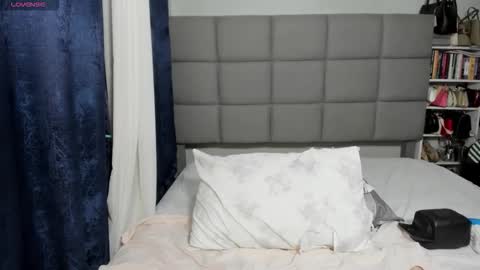 Snapshot of suhaila_suu chatting on November 23, 11:48 pm suhaila_suu online show from November 23, 11:48 pm