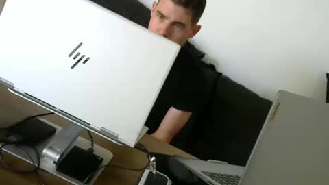 The Sultan online show from September 10, 3:01 pm