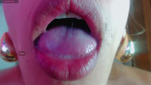 Summer online show from December 17, 5:07 am