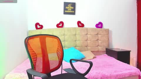 summer_girls01 online show from September 27, 10:04 pm