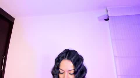 OnlyFans summer holiday online show from December 17, 8:45 am