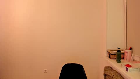 Summer Preston online show from October 5, 1:04 am