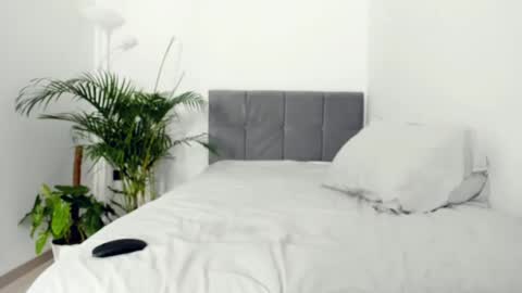 Angel PVT show open online show from February 22, 5:44 am