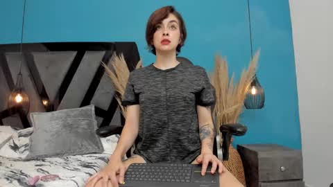 Summer online show from December 10, 7:22 pm