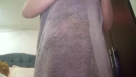 Jeraldine online show from December 22, 1:34 am