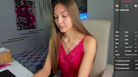 Snapshot of sunlightsofia chatting on January 19, 5:28 pm Sofia online show from January 19, 5:28 pm