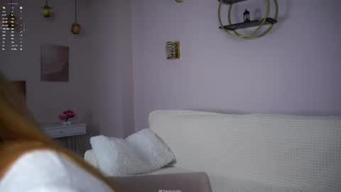 Lily online show from November 7, 2:39 pm