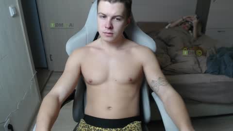 Snapshot of sunny1girl chatting on February 6, 5:57 am Alice and Sergey online show from February 6, 5:57 am