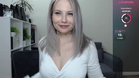 Naomi online show from December 28, 9:08 pm