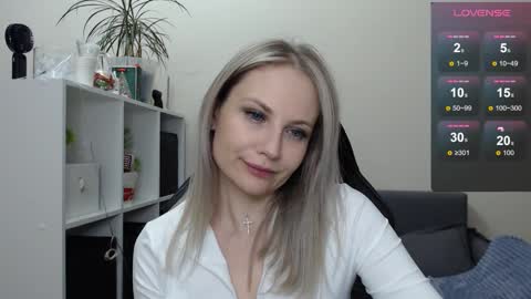 Naomi online show from January 27, 1:26 am