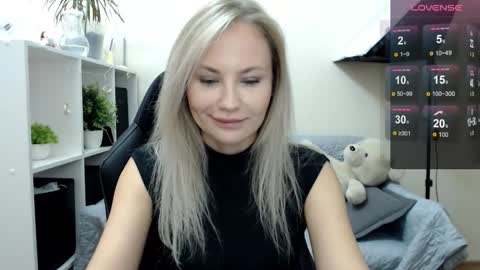 Naomi online show from September 22, 4:47 am