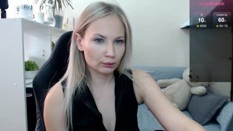 Naomi online show from October 7, 10:45 am