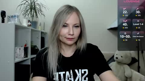 Naomi online show from November 30, 3:54 am