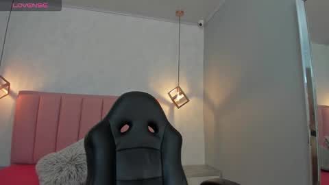 Snapshot of sunnycyrus chatting on September 13, 12:38 pm S U N N Y online show from September 13, 12:38 pm