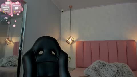 Snapshot of sunnycyrus chatting on September 30, 12:21 pm S U N N Y online show from September 30, 12:21 pm