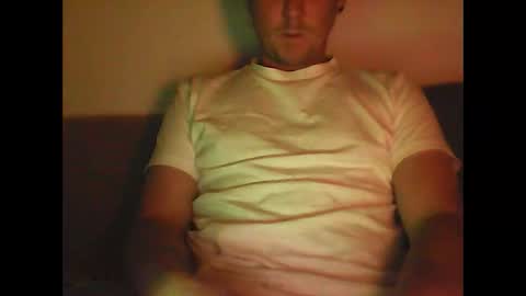 sunnygun0 online show from December 20, 6:35 pm