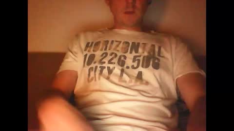 sunnygun0 online show from November 1, 8:33 pm