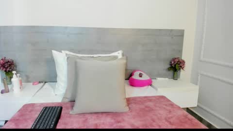 Snapshot of sunnywhitee chatting on September 22, 7:16 pm sunnywhitee online show from September 22, 7:16 pm