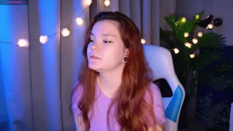 Snapshot of sunrise_enny chatting on September 20, 7:59 pm sunrise_enny online show from September 20, 7:59 pm