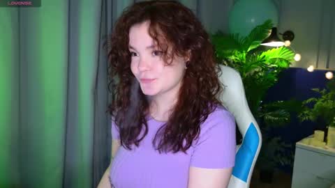 Snapshot of sunrise_enny chatting on November 19, 7:03 pm sunrise_enny online show from November 19, 7:03 pm