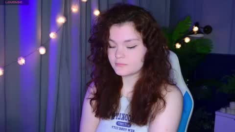 Snapshot of sunrise_enny chatting on December 5, 7:21 pm sunrise_enny online show from December 5, 7:21 pm