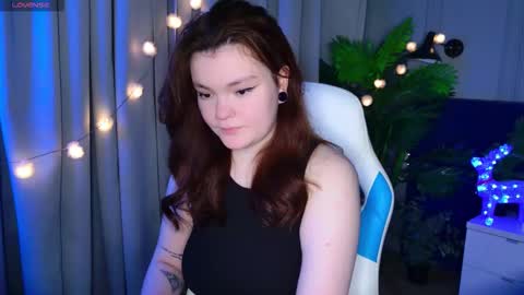 Snapshot of sunrise_enny chatting on December 13, 7:53 pm sunrise_enny online show from December 13, 7:53 pm