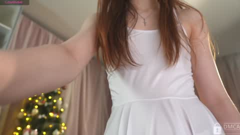 Snapshot of sunrisealice chatting on December 23, 9:38 am Alice online show from December 23, 9:38 am