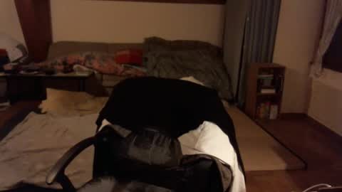 Snapshot of supersquirrel81 chatting on September 29, 6:13 pm supersquirrel81 online show from September 29, 6:13 pm